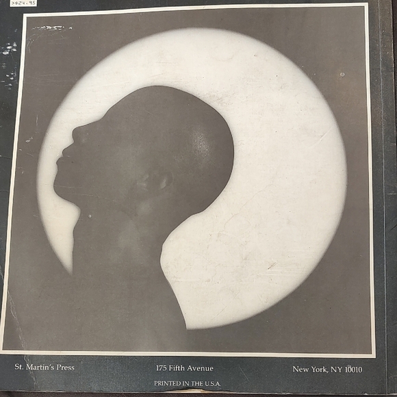 Black Book by Mapplethorpe - Picture 2 of 2